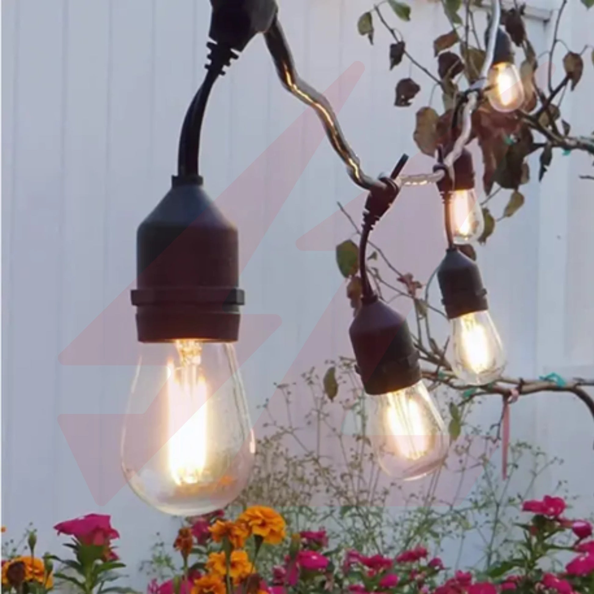 30m IP65 waterproof LED string light with 60 transparent decorative hanging bulbs.
Smart Life Lighting & Electrical