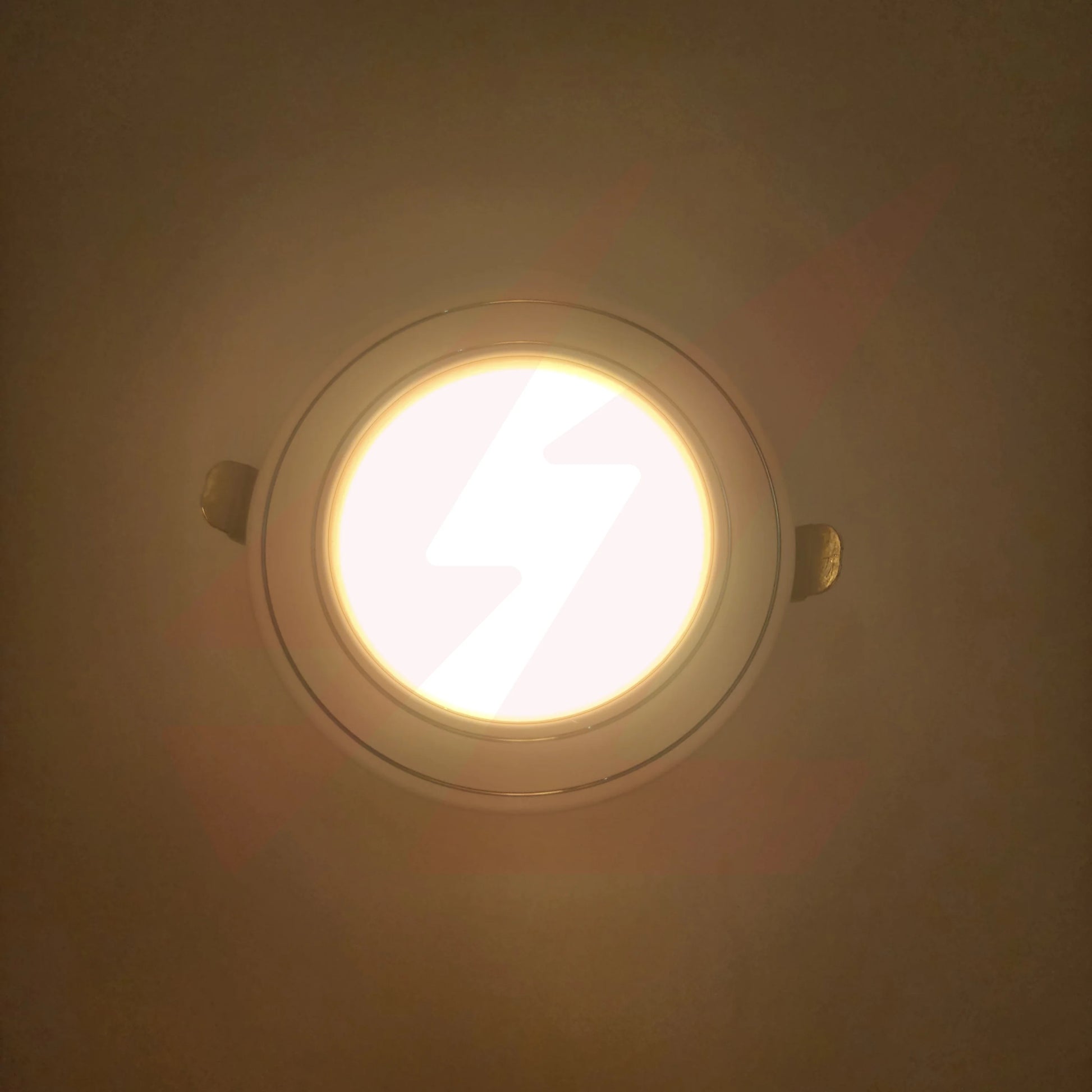 7W Three-Color LED Concealed Downlight White with 90mm cut-out, IP20 rated.
Smart Life Lighting & Electrical		