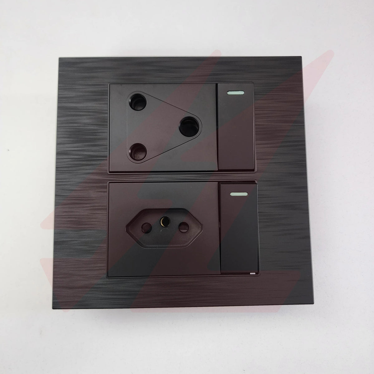 Black Euro single socket plug 4×4 with 1 way switch.
Smart Life Lighting & Electrical		