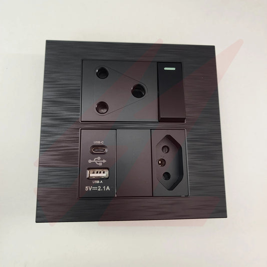 Black Euro USB single socket plug 4×4 with USB-A and USB-C charging ports.
Smart Life Lighting & Electrical		