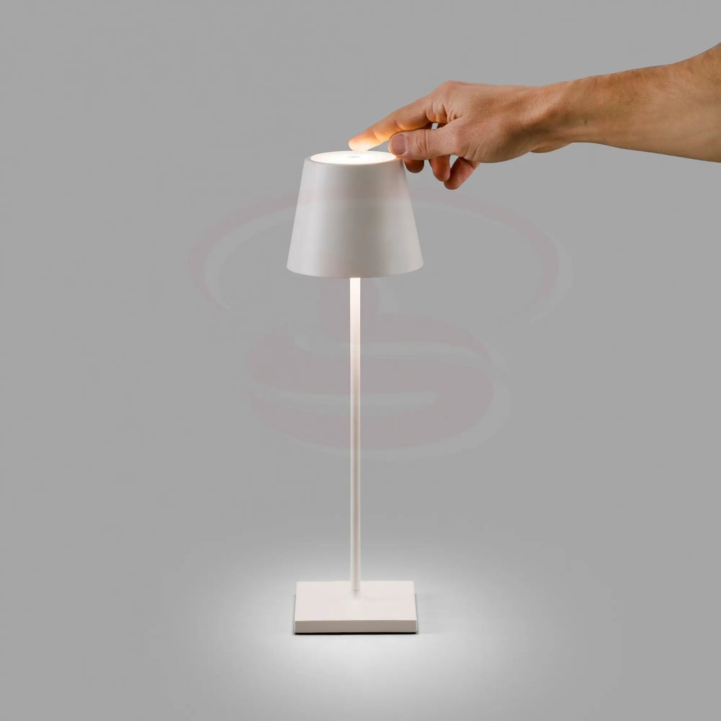 Modern adjustable rechargeable LED touch lamp with metal body and 3 colour modes – elegant table lamp for bedroom, living room, and restaurant décor in South Africa.
Smart Life Lighting & Electrical