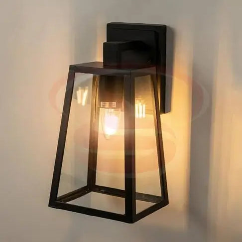 Vintage-Style Outdoor Wall Lamp with Clear Glass Panels
Smart Life Lighting & Eelctrical